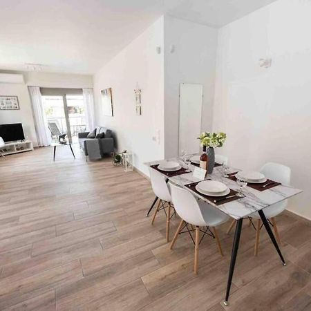 Design Apartment With Swimming Pool Near The Beach Atény Exteriér fotografie