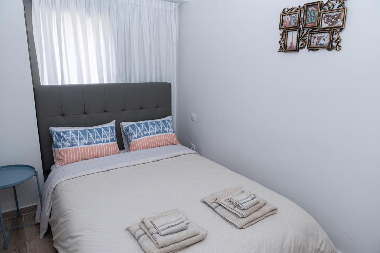 Design Apartment With Swimming Pool Near The Beach Atény Exteriér fotografie