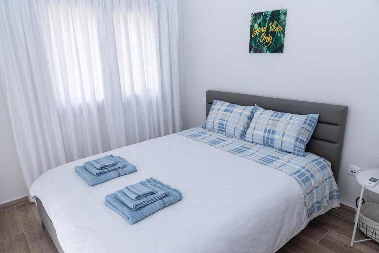 Design Apartment With Swimming Pool Near The Beach Atény Exteriér fotografie