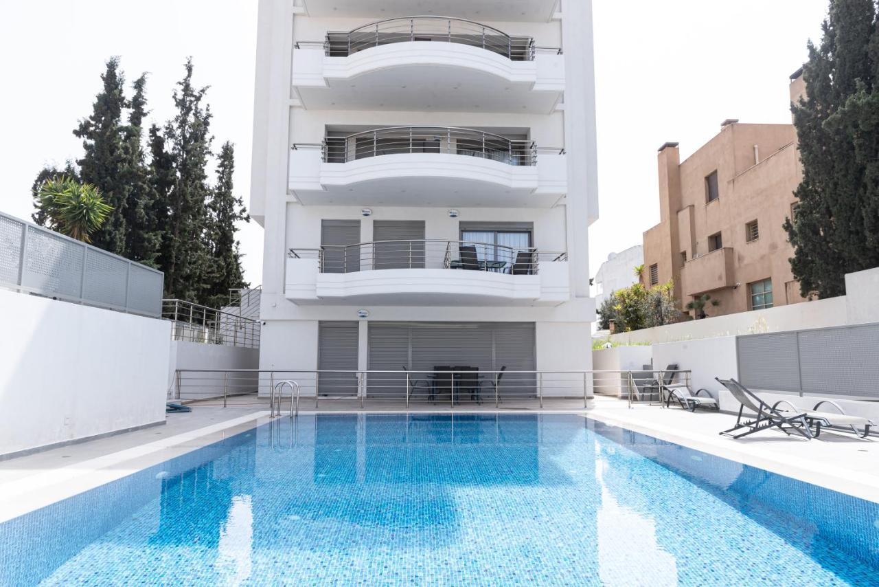 Design Apartment With Swimming Pool Near The Beach Atény Exteriér fotografie
