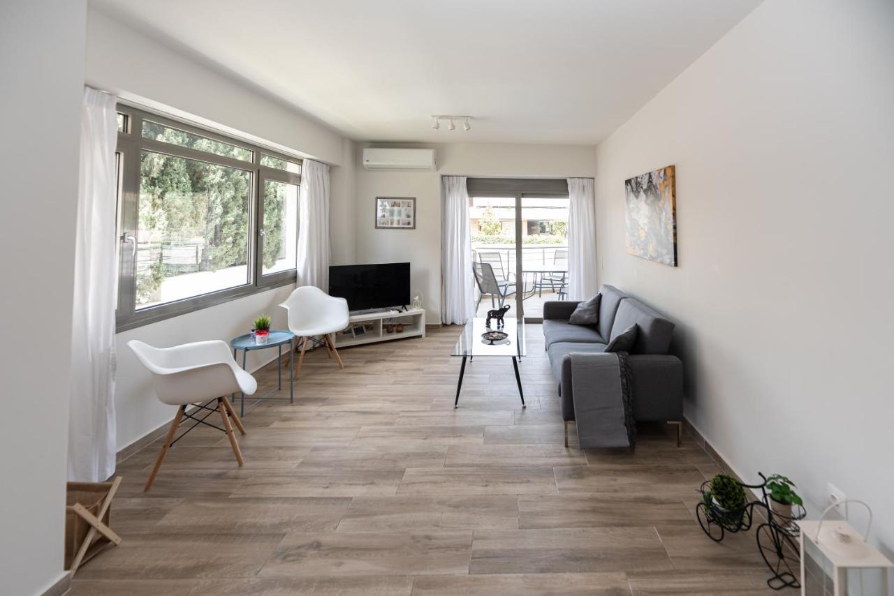 Design Apartment With Swimming Pool Near The Beach Atény Exteriér fotografie