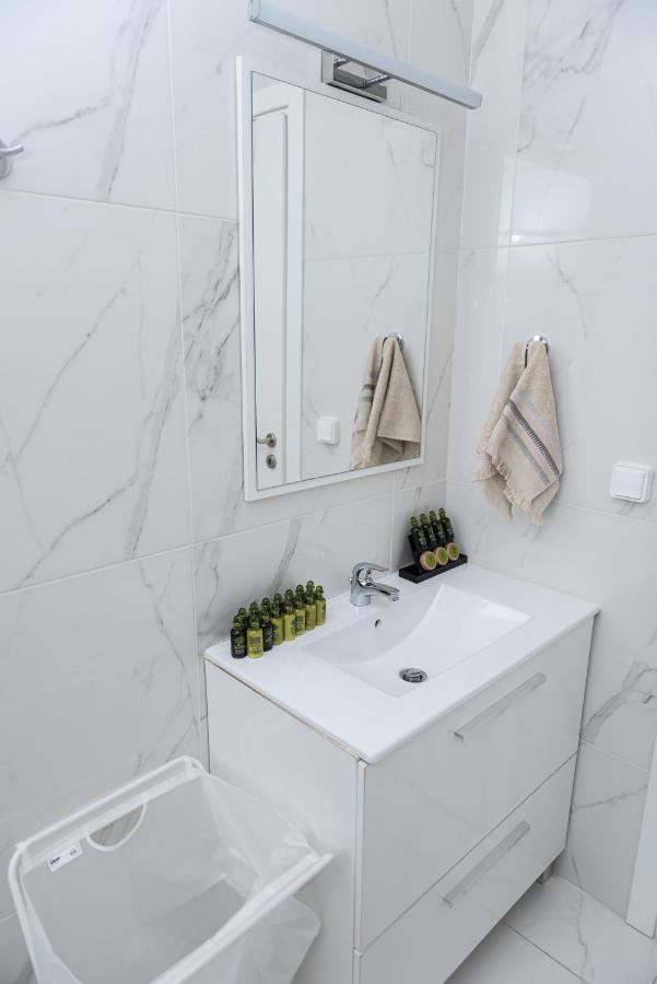 Design Apartment With Swimming Pool Near The Beach Atény Exteriér fotografie